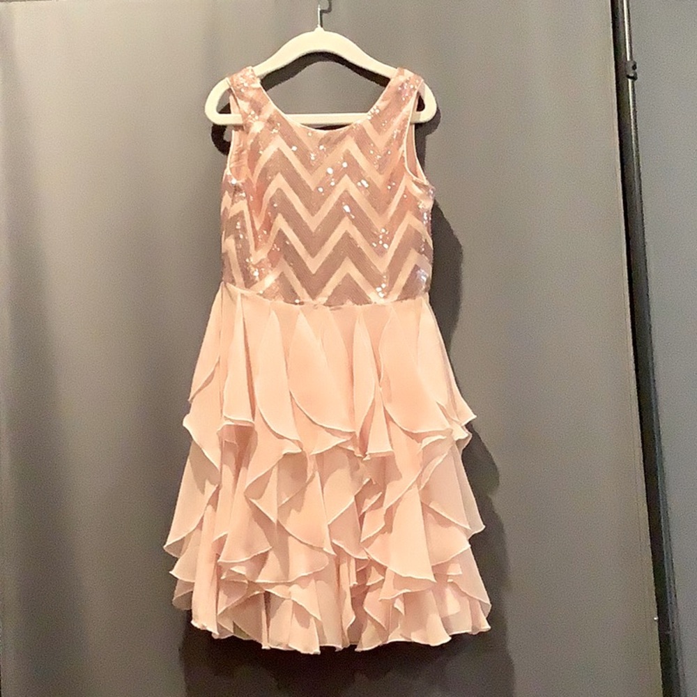Girls dress